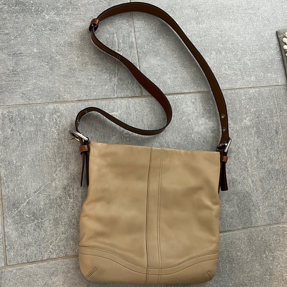 COACH crossbody buttercream leather purse